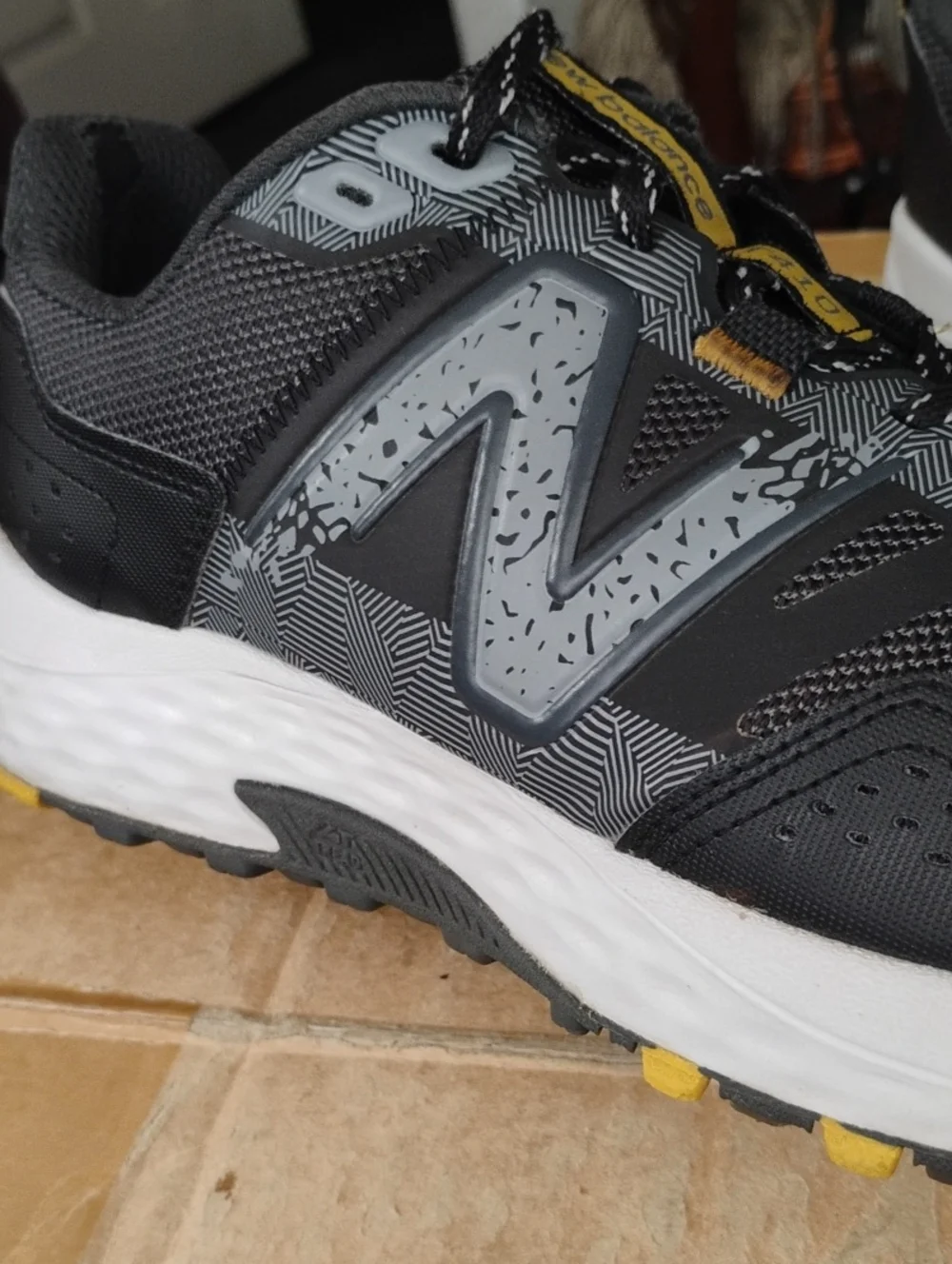 New Balance T410 Trail Shoes